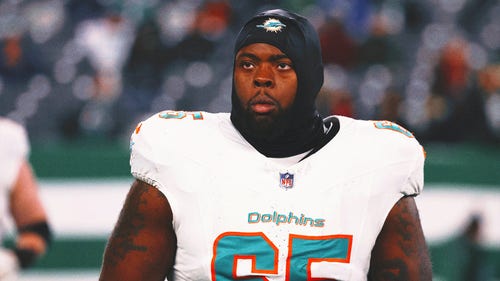 NEXT Trending Image: Cowboys Place G Rob Jones on IR, sign RB Malik Davis to add depth