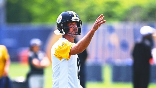 NEXT Trending Image: Aaron Rodgers Hates His New Steelers Helmet: 'It Looks Like a Damn Spaceship'