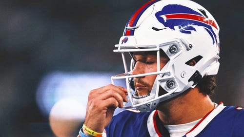 NFL Trending Image: NFL Bans Smelling Salts, Saying They Can Mask Concussion Symptoms