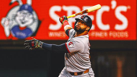 Chicago Cubs Agree to 1-Year Contract With First Baseman Carlos Santana