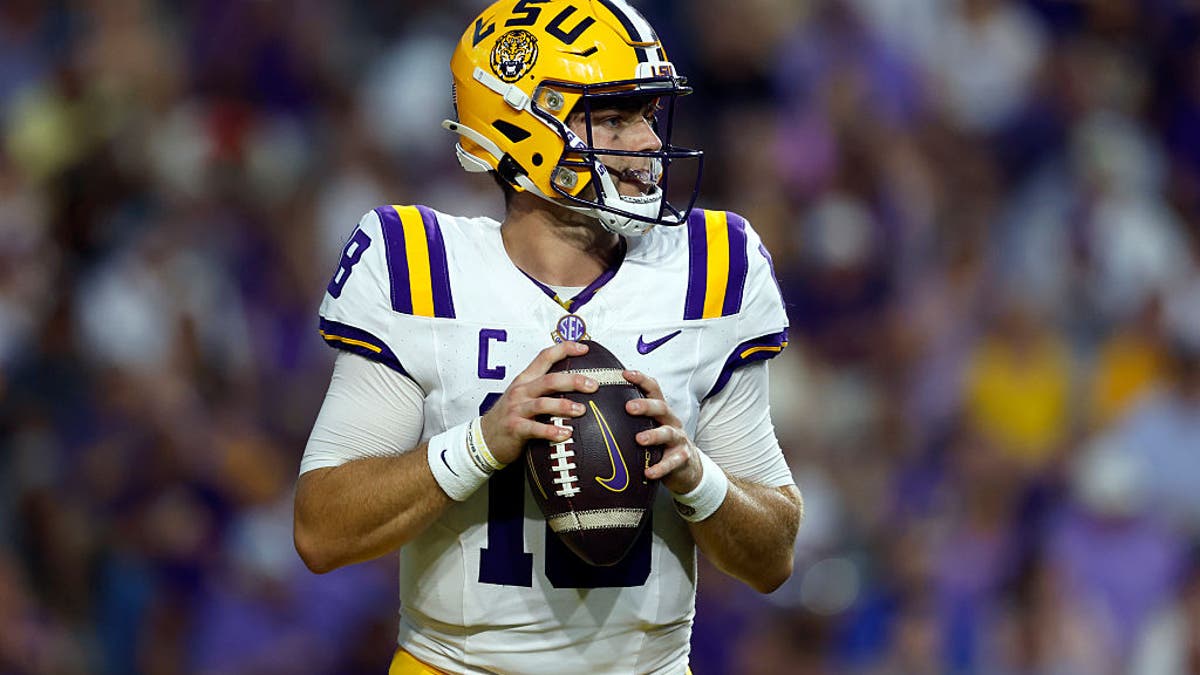 Garrett Nussmeier threw for 237 yards and one touchdown against Louisiana Tech. (Photo by Tyler Kaufman/Getty Images)