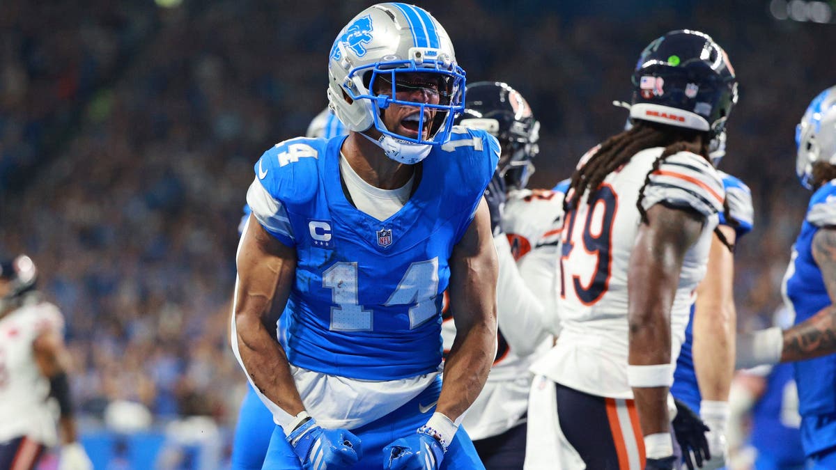 The Lions looked much more like their old selves while obliterating the Bears. (Photo by Jorge Lemus/NurPhoto via Getty Images)