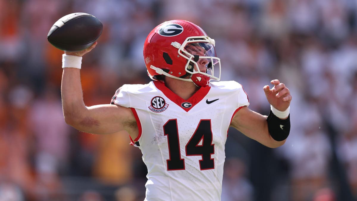 Gunner Stockton led Georgia to a comeback win over Tennessee in Week 3. (Photo by Andy Lyons/Getty Images)