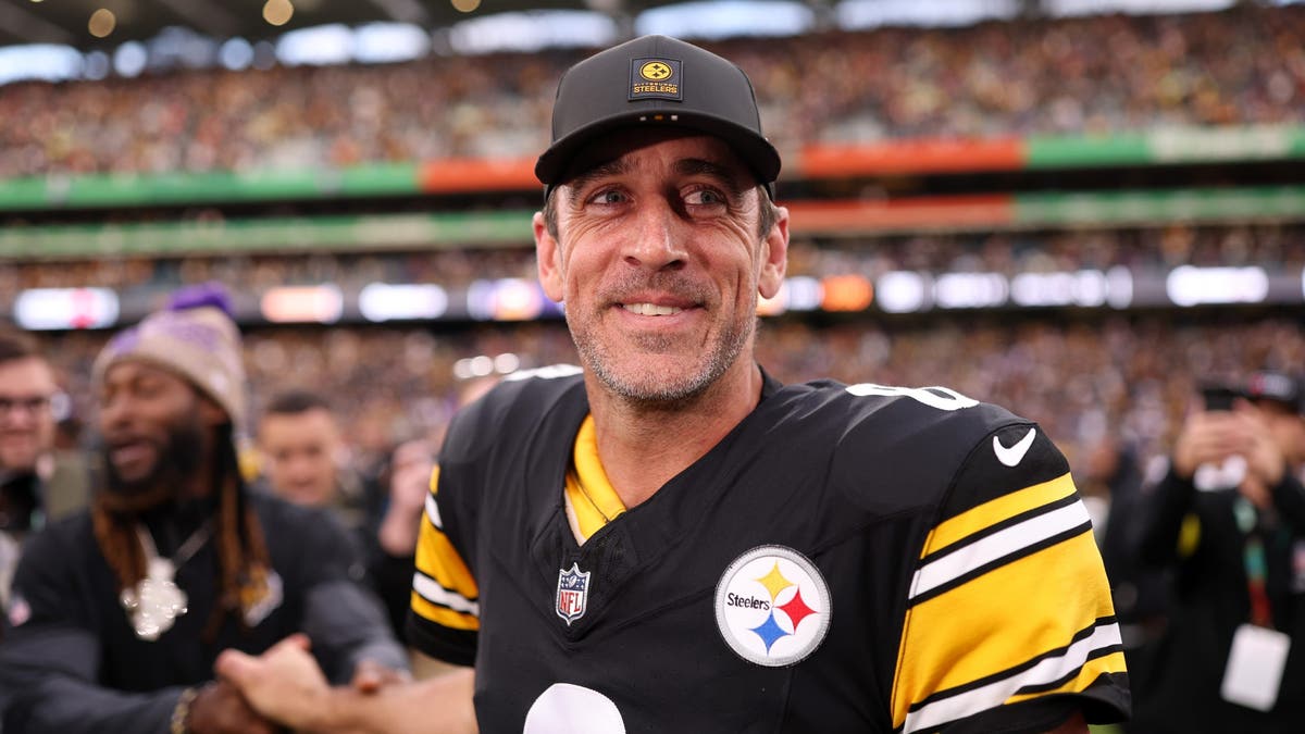 Aaron Rodgers and the Steelers make their season debut in Tom Brady's power rankings after beating the Vikings in Ireland. (Photo by Jack Thomas/Getty Images)