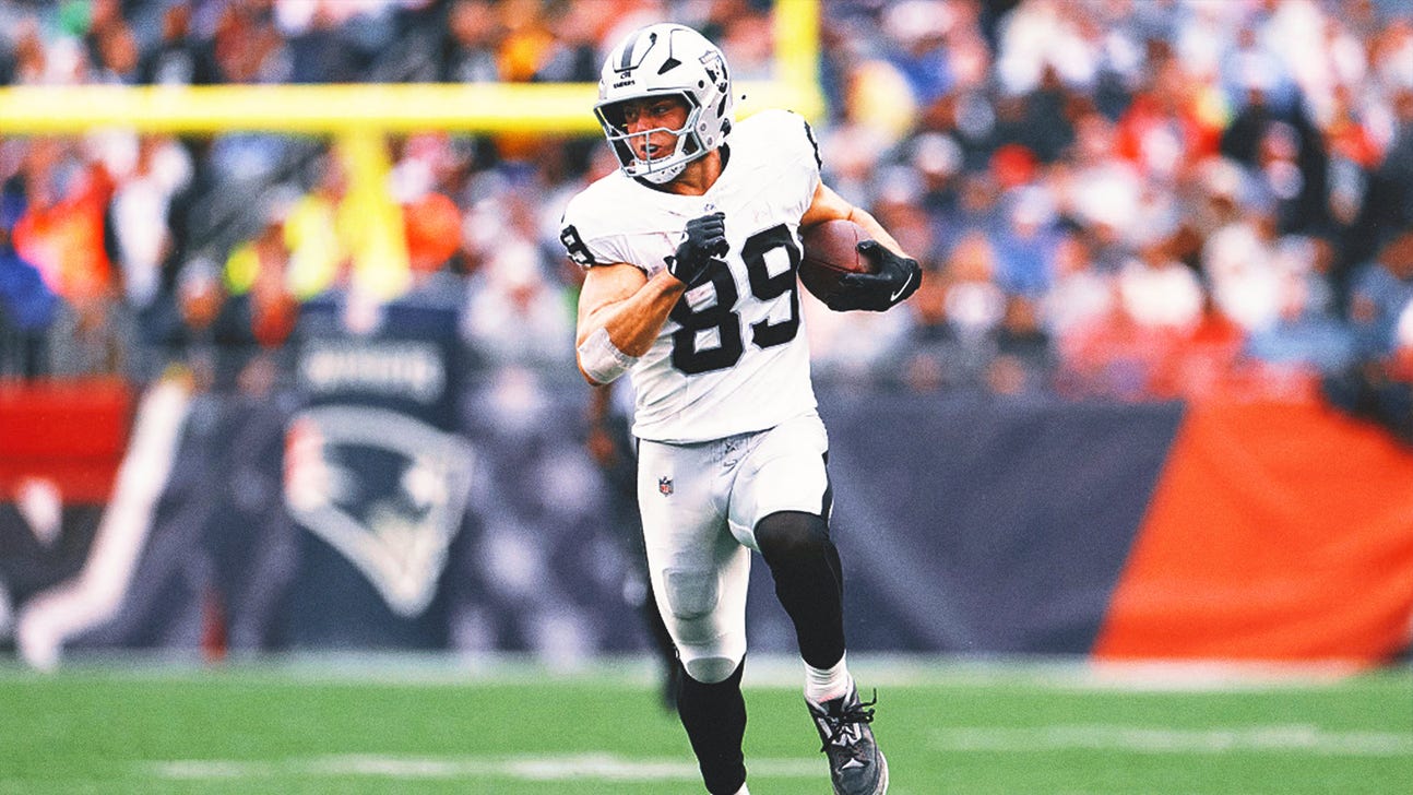 FanDuel MNF Promo Code: Bet $5, Get $300 if Your Teams Wins in Chargers-Raiders