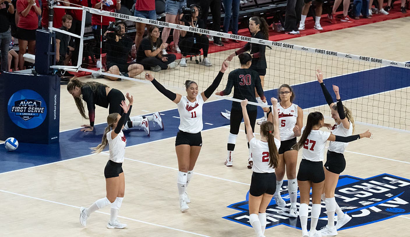 Nebraska vs Michigan Volleyball Match