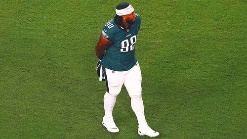 Inspired by high schooler, Jalen Carter nearly picked Patrick Mahomes' spike late in the first half | FOX Sports