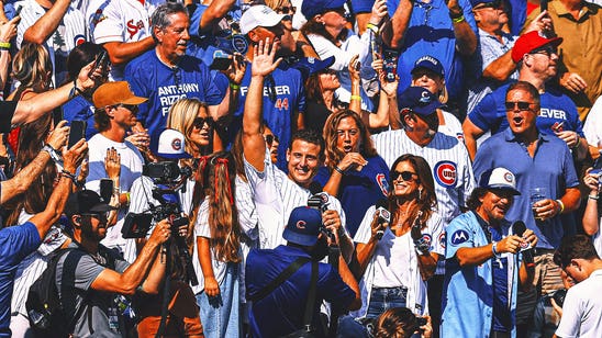 Anthony Rizzo Retires With Cubs, Nearly Catches HR in Wrigley Bleachers