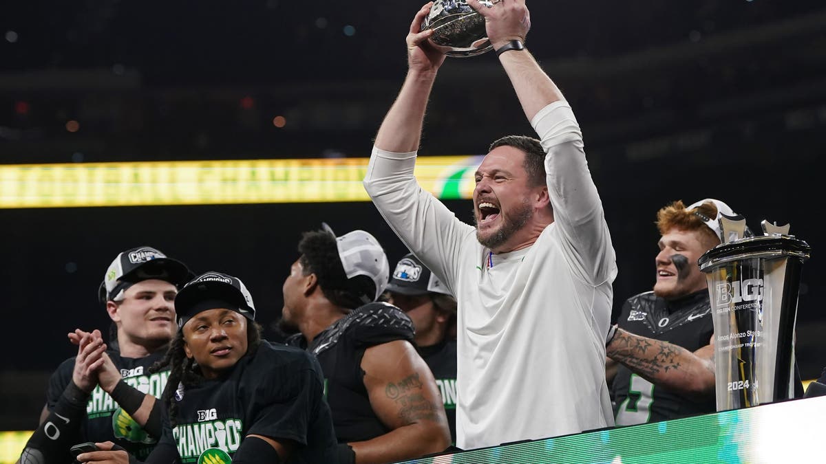 Dan Lanning led Oregon to a conference championship in the Ducks' first season in the Big Ten. (Photo by Dylan Buell/Getty Images)
