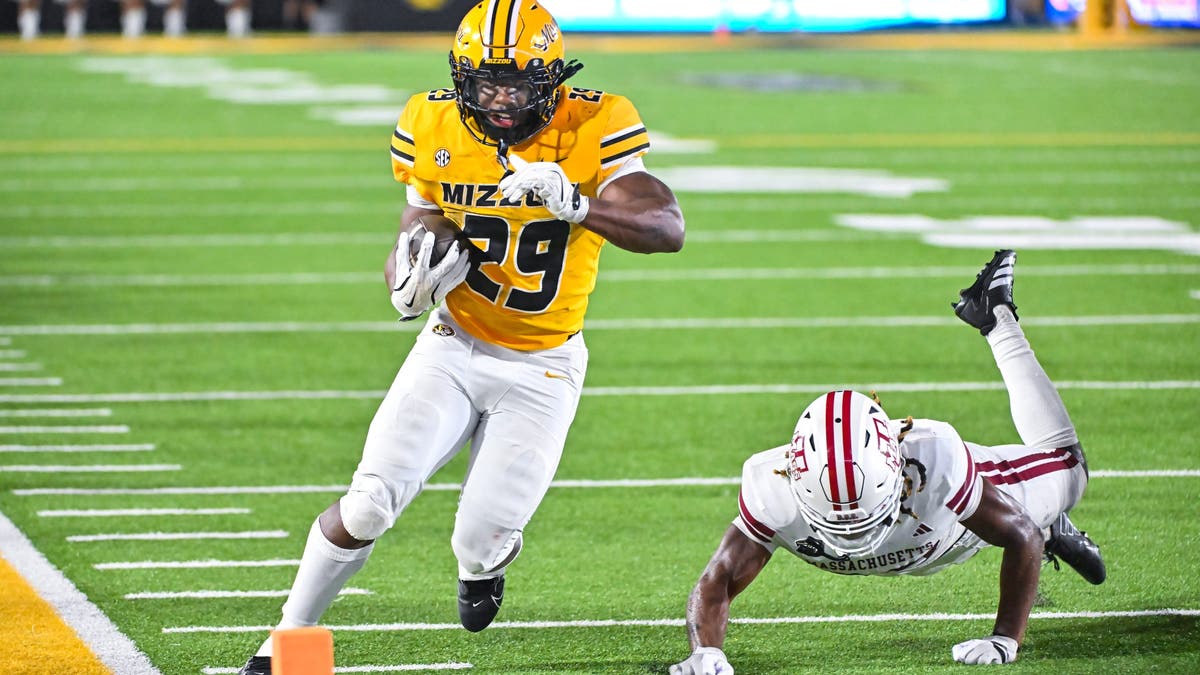 Missouri's Ahmad Hardy leads the nation in rushing entering Week 7. (Photo by Rick Ulreich/Icon Sportswire via Getty Images