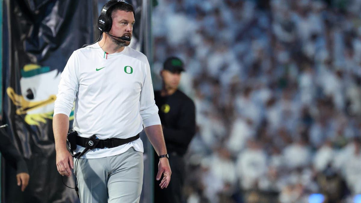 Head coach Dan Lanning of the Oregon Ducks looks on during the game against the Penn State Nittany Lions. (Photo by Isaiah Vazquez/Getty Images)