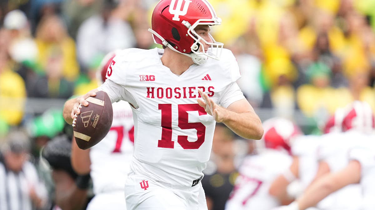 Indiana QB Fernando Mendoza threw for 215 yards and a touchdown in the Hoosiers' win over Oregon. (Photo by Soobum Im/Getty Images)