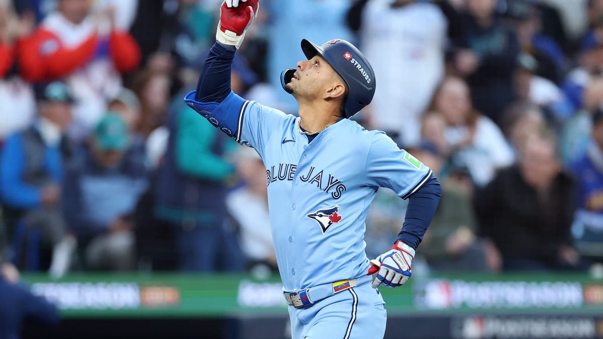 Andrés Giménez jumpstarted the Blue Jays in Game 3. (Photo by Steph Chambers/Getty Images)