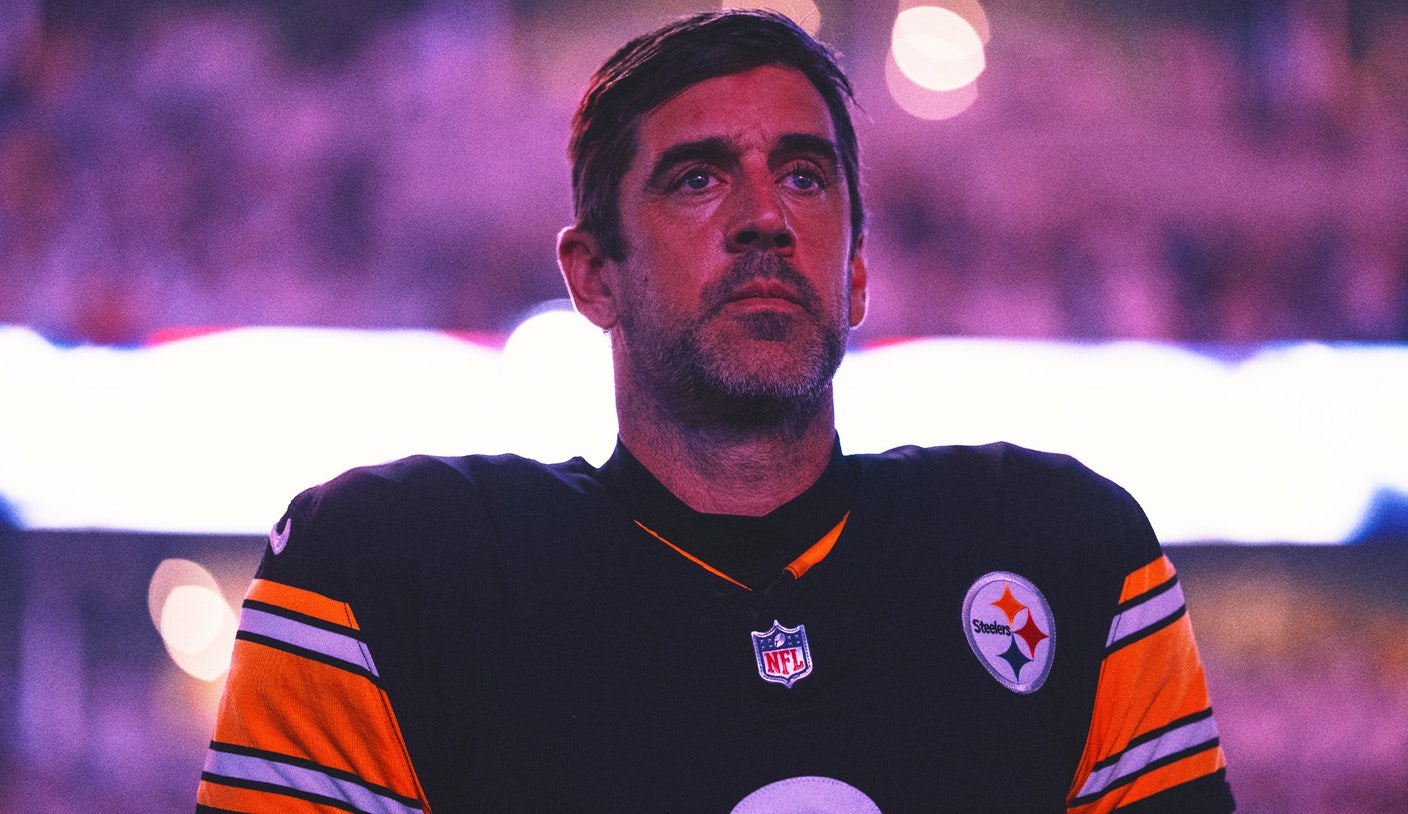 Rodgers Faces Former Packers in High-Stakes Showdown