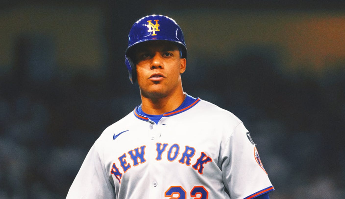 Mets Overhaul Manager Carlos Mendoza's Staff After Late-Season Collapse