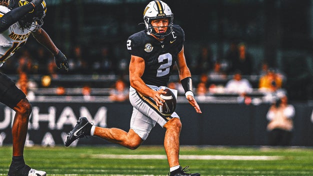 Diego Pavia's Go-Ahead Touchdown Lifts No. 10 Vanderbilt Past No. 15 Missouri
