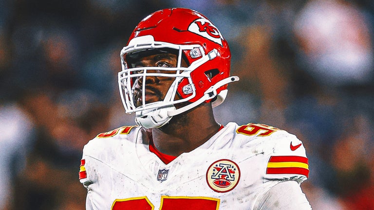 Chiefs' Chris Jones Deactivates Social Media After Costly Mistake in Loss  to Jaguars | FOX Sports