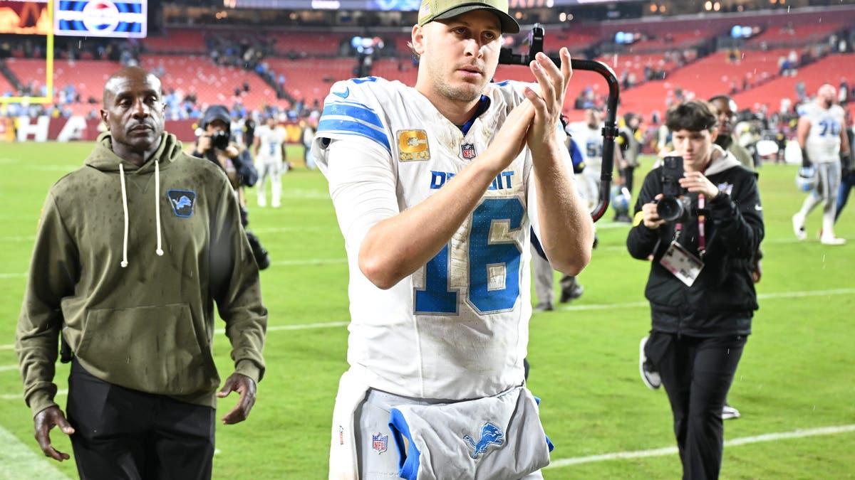 Jared Goff threw for three touchdowns and the Lions scored 44 points in their Week 10 win over the Commanders. (Photo by Greg Fiume/Getty Images)
