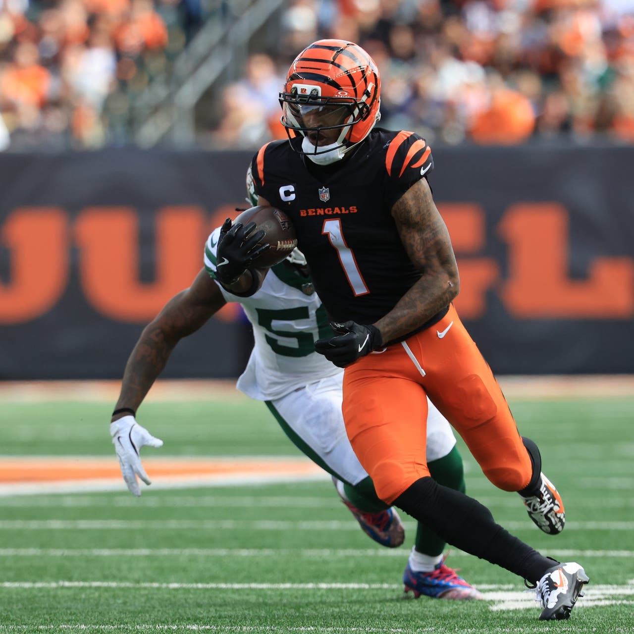 Image for FanDuel Promo Code: Bet $5, Get $300 When Your Team Wins in Week 9