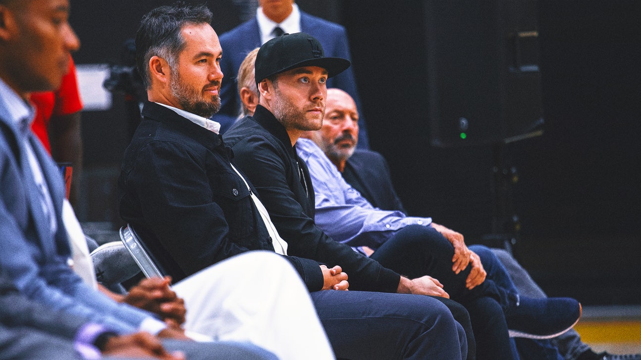 Lakers Fire Joey Buss, Jesse Buss From Front Office After Ownership Change