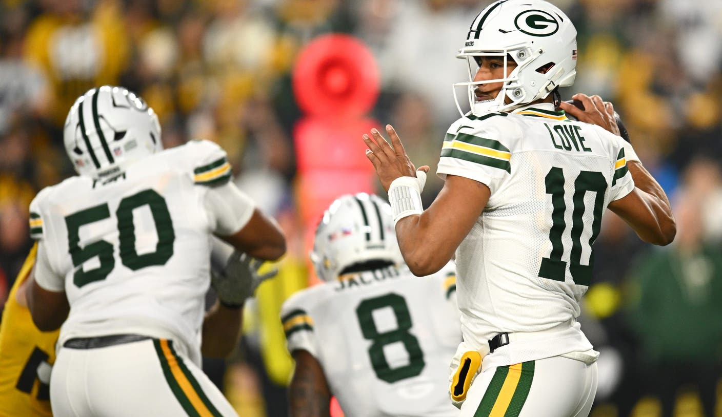 Underdog Fantasy Promo Code: Bet $5, Get $100 in Bonus Credits for Eagles-Packers on Monday Night Football