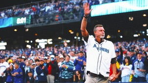 HOUSTON ASTROS Trending Image: Mariners Will Retire No. 51, Again, This Time For Hall of Famer Randy Johnson