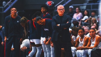 2025-26 Women's March Madness Odds: UConn, South Carolina Early Favorites