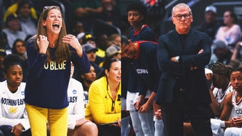 Michigan's Barnes Arico, UConn's Auriemma Facing Off For 1st Time in 13 Years