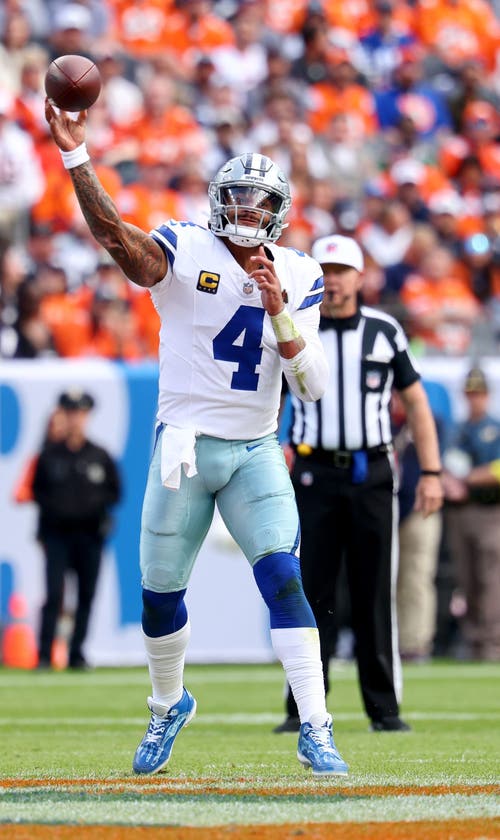 DraftKings Monday Night Football Promo: Bet $5, Get $300 on Cardinals vs Cowboys