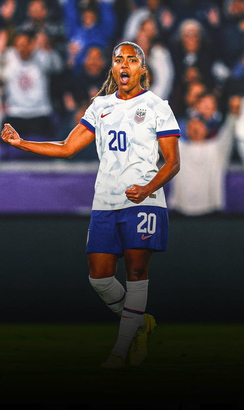 Catarina Macario Scores Twice In the U.S. Women's 3-0 Win Over Italy