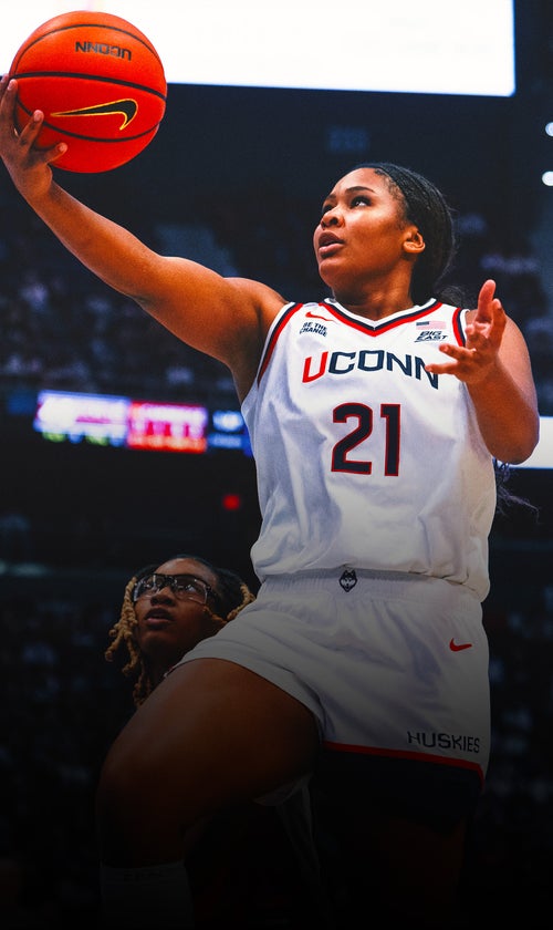 Last Night in College Basketball: Sarah Strong is a Problem Without a Solution