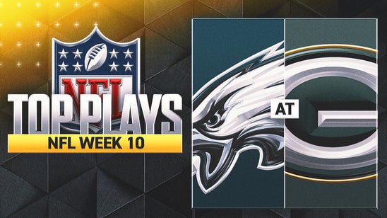 Eagles vs. Packers MNF Highlights: Philly Hangs on After Huge 4th Down Stop