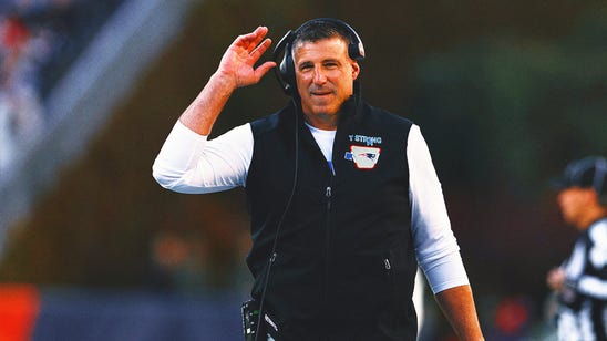 Mike Vrabel Won't Say if Pats Nearly Made a Trade: 'Deals Are Like Being Pregnant'
