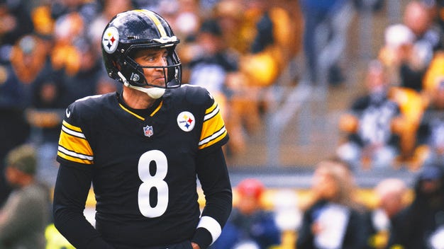 Steelers QB Aaron Rodgers Reportedly Suffered Wrist Fracture vs. Bengals