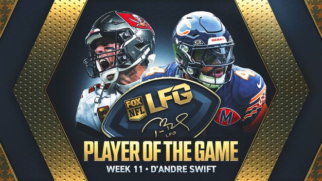 D'Andre Swift Quips Bears Have 'Been In Too Many Close Games' as He Wins LFG Award