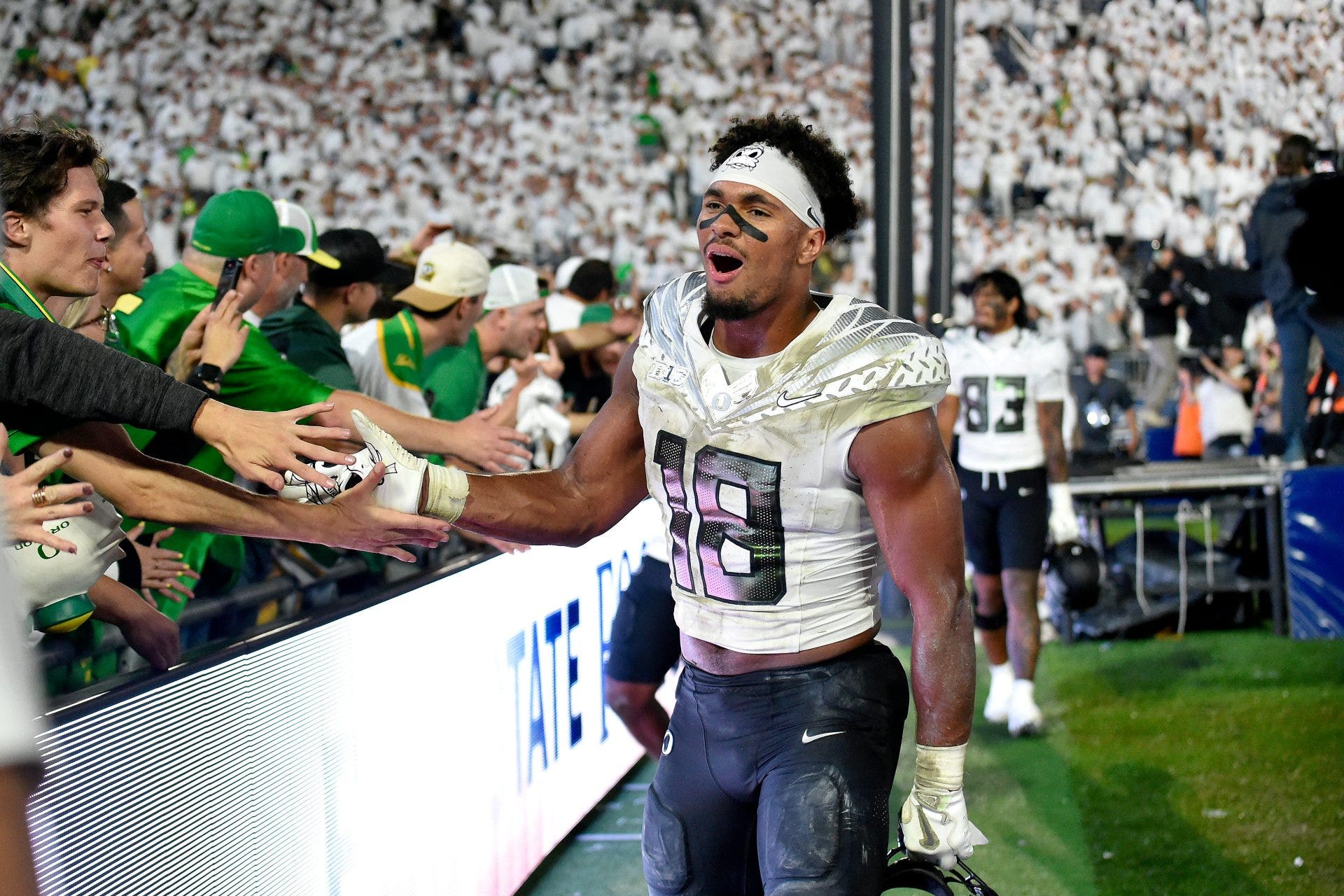 Kenyon Sadiq is likely to be the first tight end taken in the 2026 draft. (Randy Litzinger/Icon Sportswire via Getty Images)