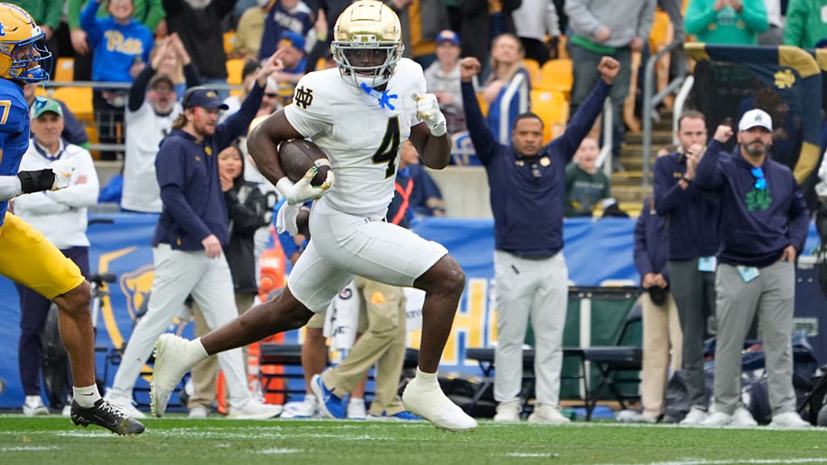 Love is the best running back in college football, but should he be a top-10 pick? (Photo by Gregory Fisher/Icon Sportswire via Getty Images)