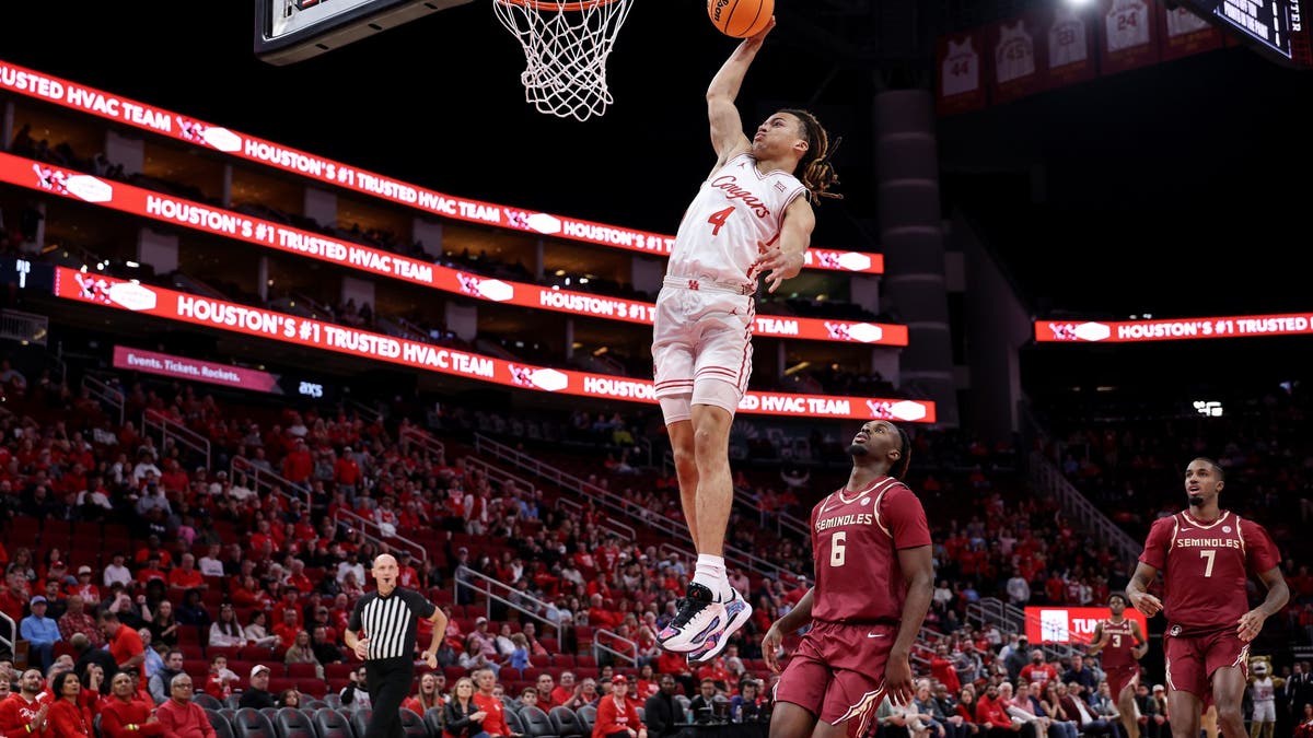 Freshman Kingston Flemings has already taken to Houston's swarming defense by nabbing eight steals in a win over FSU. (Photo by Tim Warner/Getty Images)