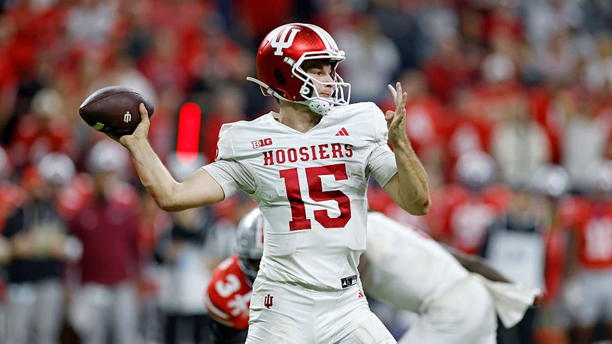 Fernando Mendoza is the current favorite to be the No. 1 pick in the 2026 NFL Draft. (Photo by Joe Robbins/Icon Sportswire via Getty Images)