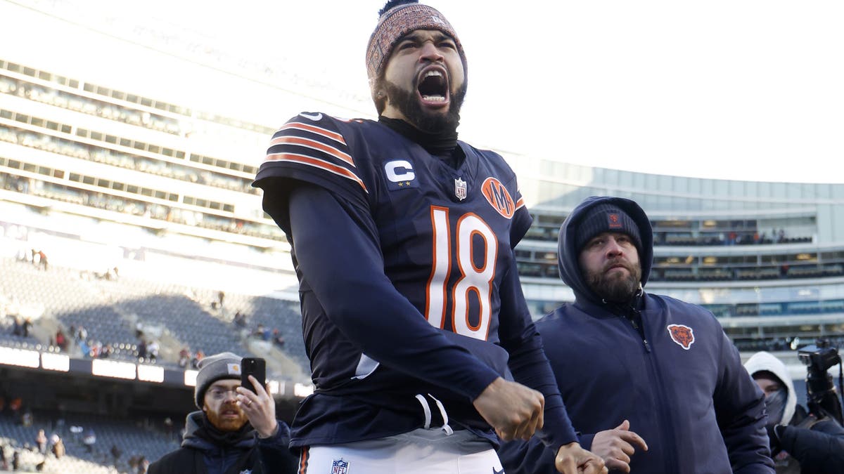 The Bears' last NFC Championship Game appearance was in 2010. Will Caleb Williams propel Chicago back to the conference title this season? (Photo by Michael Reaves/Getty Images)