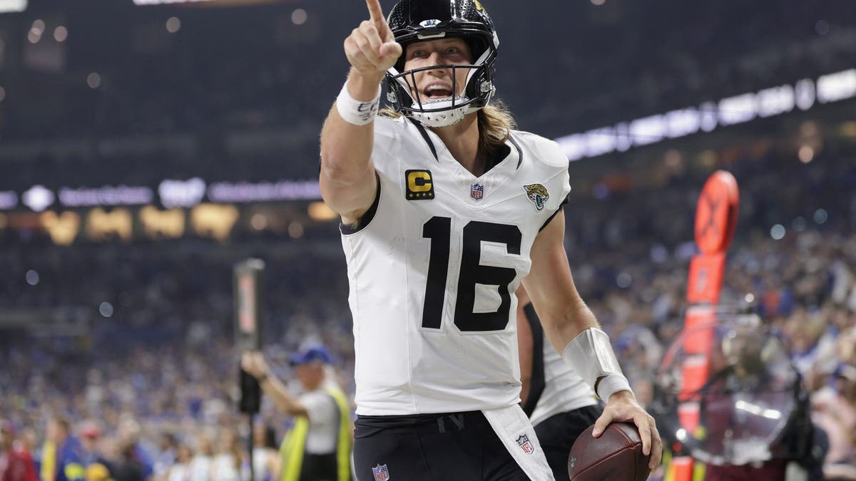 Trevor Lawrence and the Jaguars are on the precipice of winning the AFC South, only needing a victory over the Titans on Sunday to clinc the division. (Photo by Michael Hickey/Getty Images)