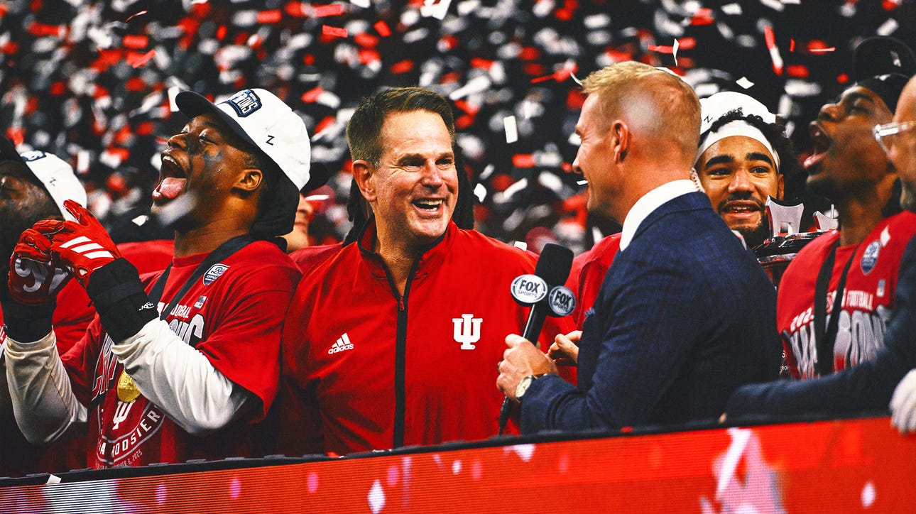 AP Top 25: Indiana Jumps to No. 1 Ahead of Georgia, Ohio State Before CFP Release