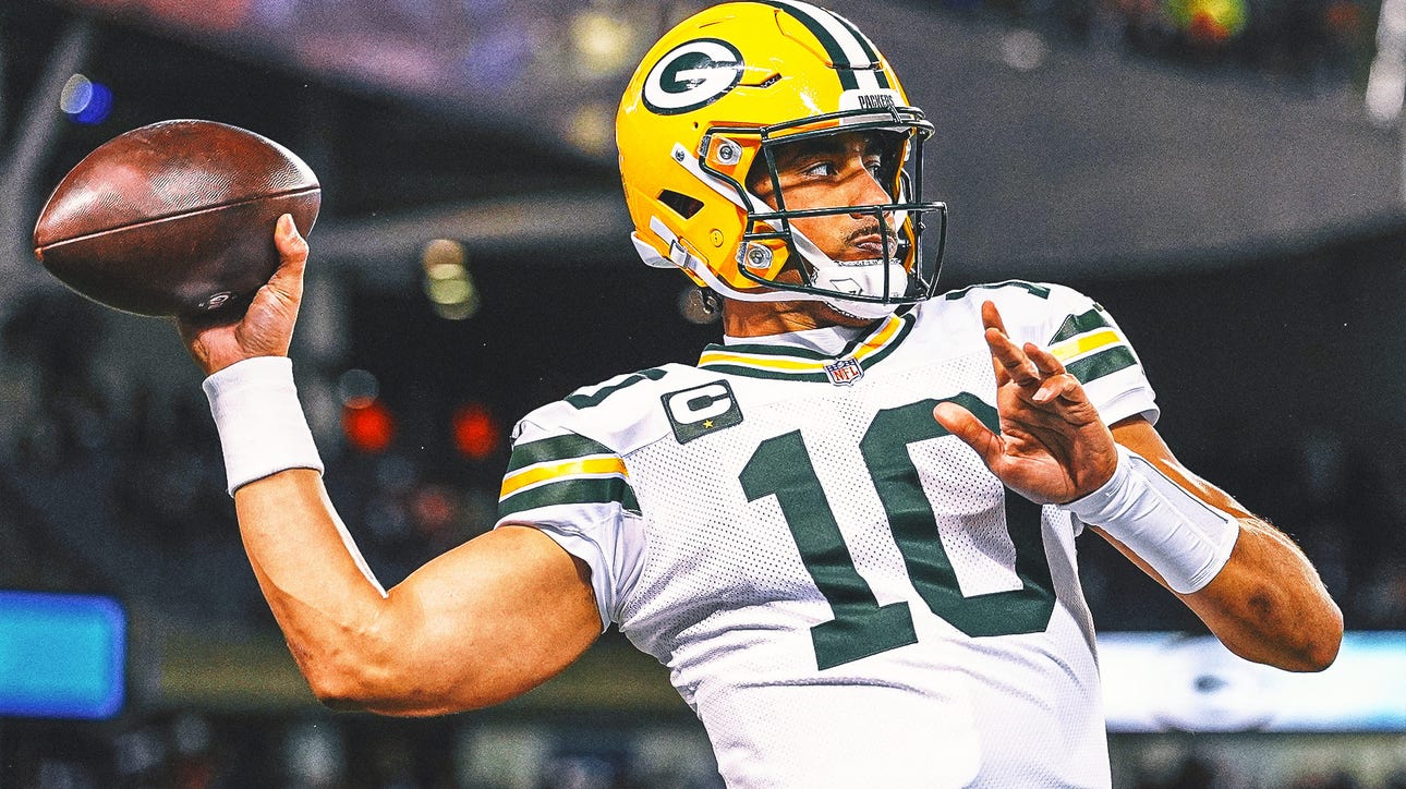 Packers QB Jordan Love Being Evaluated for Concussion, Questionable to Return