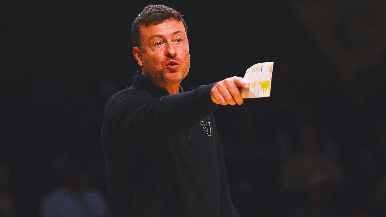 Last Night in College Basketball: Vandy's Byington is Unreal Before New Year's