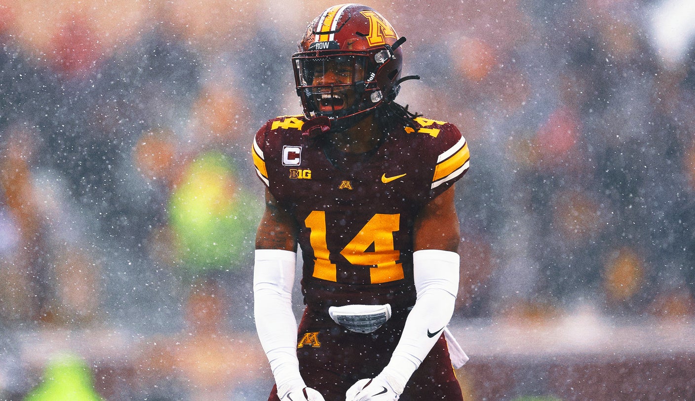 Ailing, Crippled Gophers Slaughter Unwitting, Feeble Lobos to Extend Pathetic Bowl Dynasty