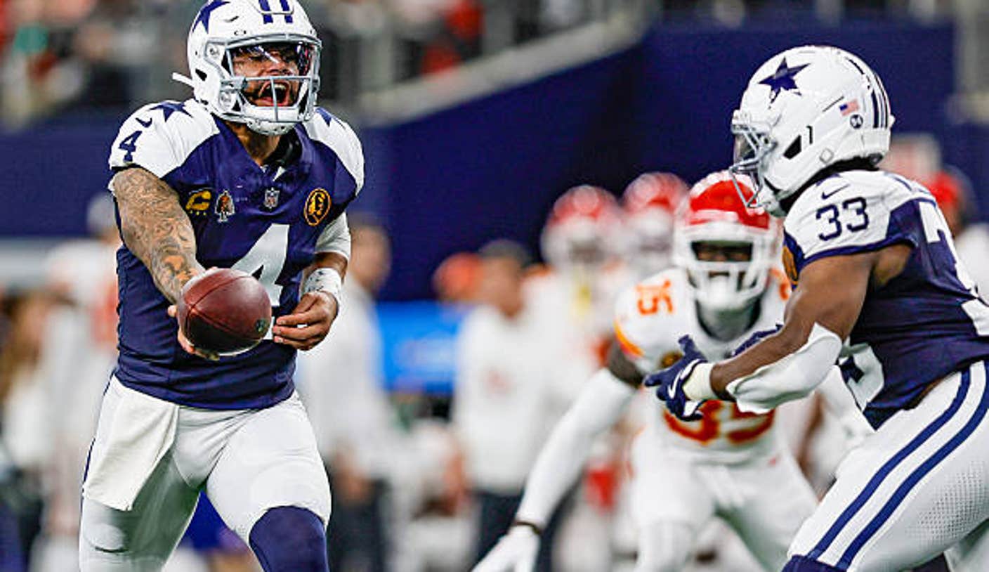 2025 Week 14 QB Fantasy Rankings: Sleepers, Streamers, Busts