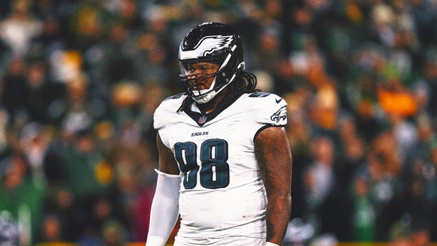 2025 NFL Week 14 Buzz: Eagles' Star DT Potentially Out Multiple Weeks