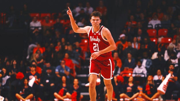 Nebraska Hits Game-Winner vs. Illinois, Improves to 11-0 For 1st Time In History