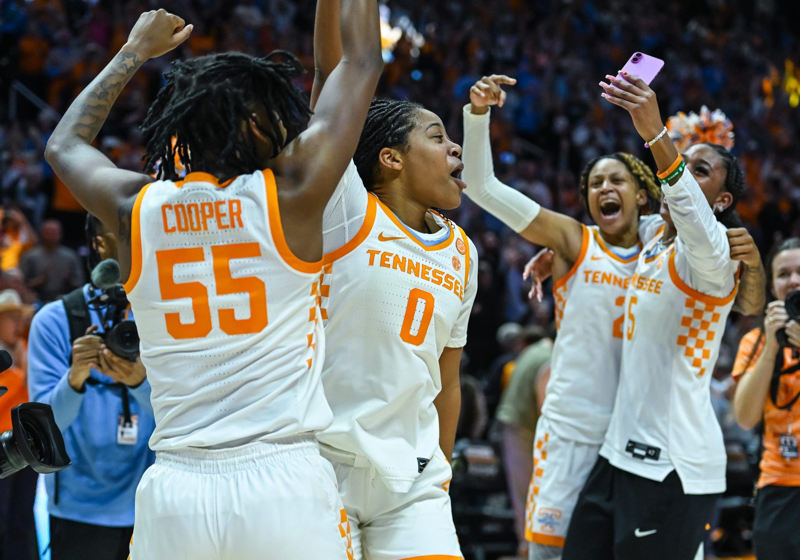UConn might have the series lead, but Tennessee is the last team to defeat them thanks to a Feb. 6, 2025 victory. (Photo by Bryan Lynn/Icon Sportswire via Getty Images)