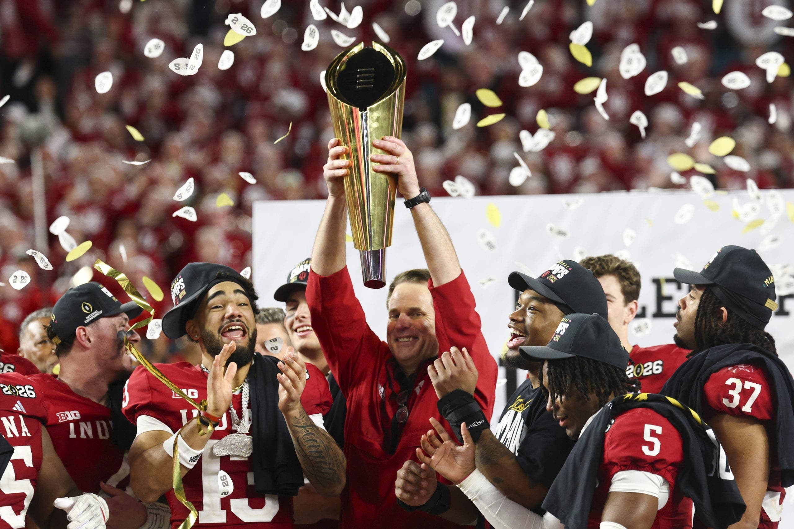 Curt Cignetti leading Indiana